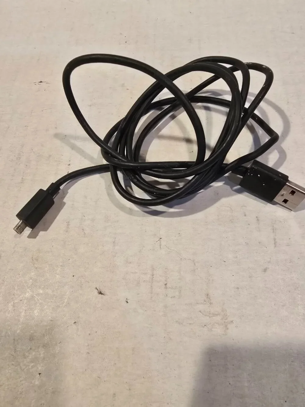 Charging Cable USB-A to Micro-USB Android Controllers Power Banks 6 ft. Untested